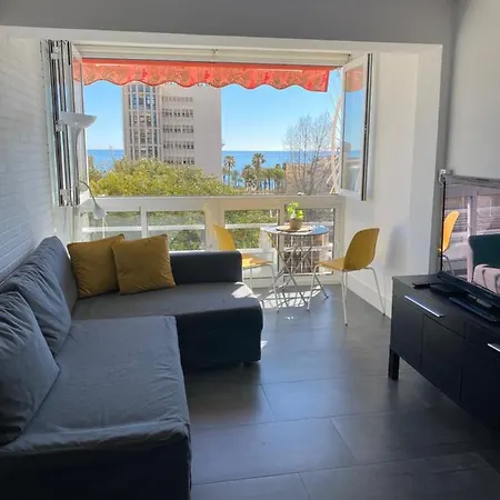Precioso La Carihuela * توريمولينوس
